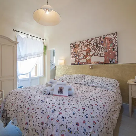 Otel Etruria