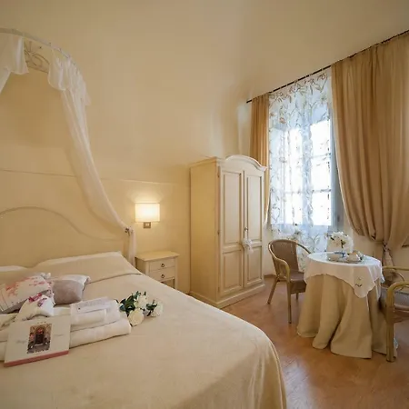 Otel Etruria